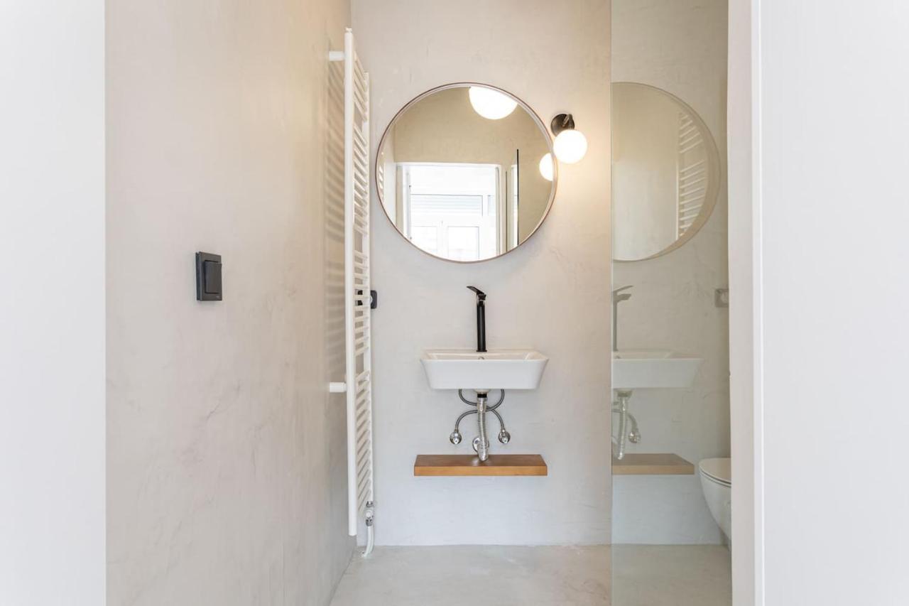 Luxury Penthouse On Akadimias With 2 Bed & 2 Bath Apartment Athena Bagian luar foto