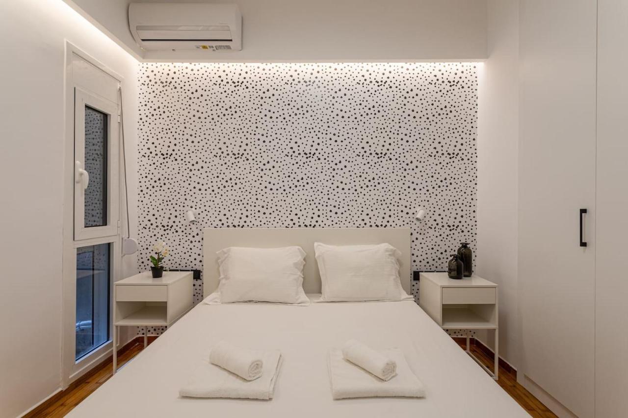 Luxury Penthouse On Akadimias With 2 Bed & 2 Bath Apartment Athena Bagian luar foto